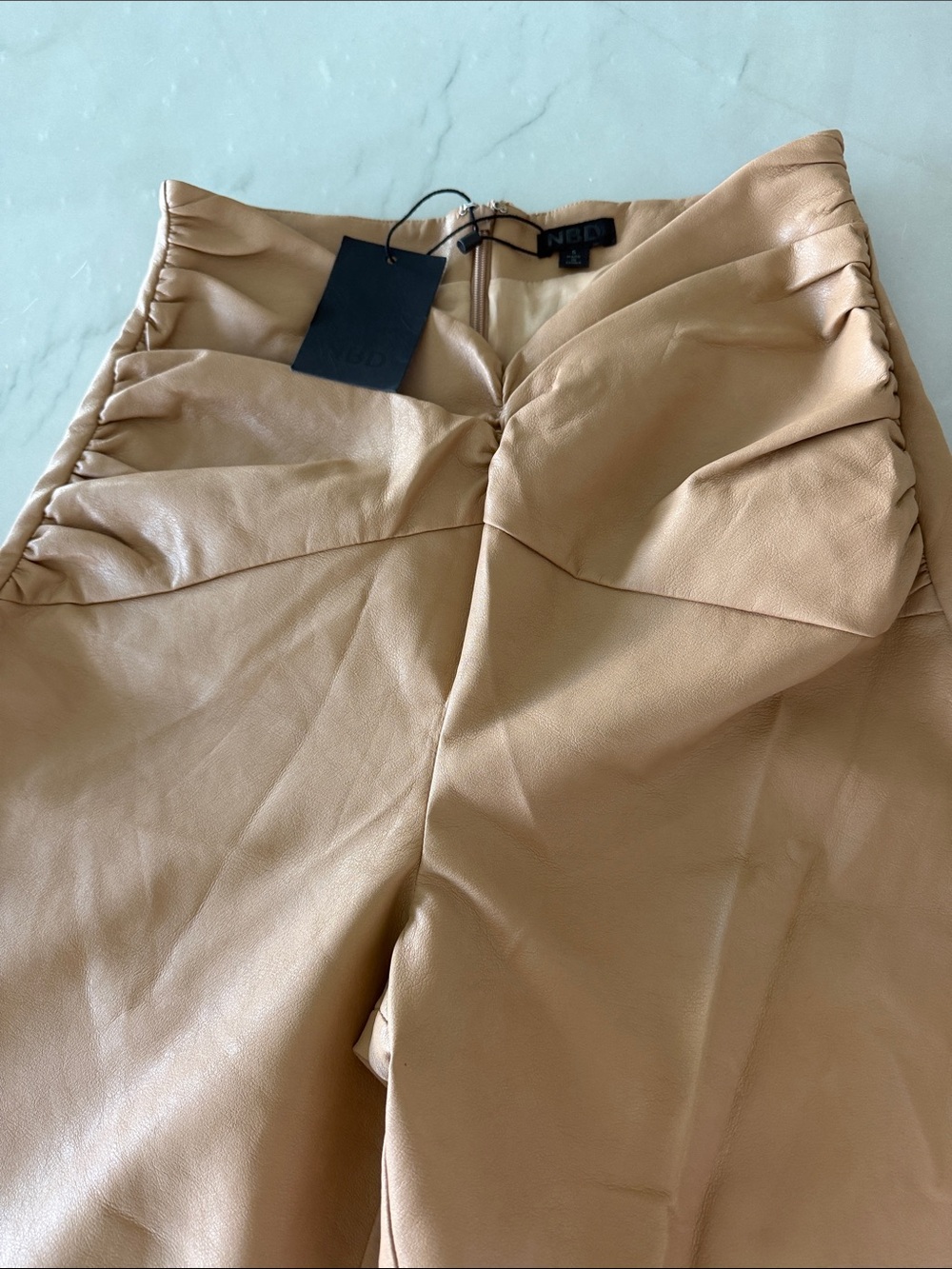 ✨ NBD Sophia Faux Leather Pants in Beige / Champagne ✨ - Picture 4 of 9